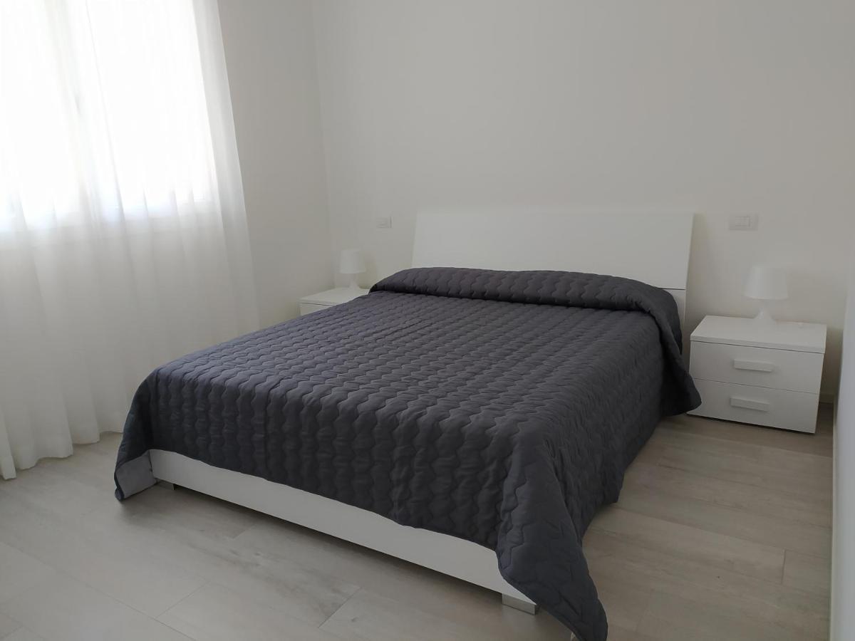 Jesolo Appartamenti F2 - Black And White Екстериор снимка