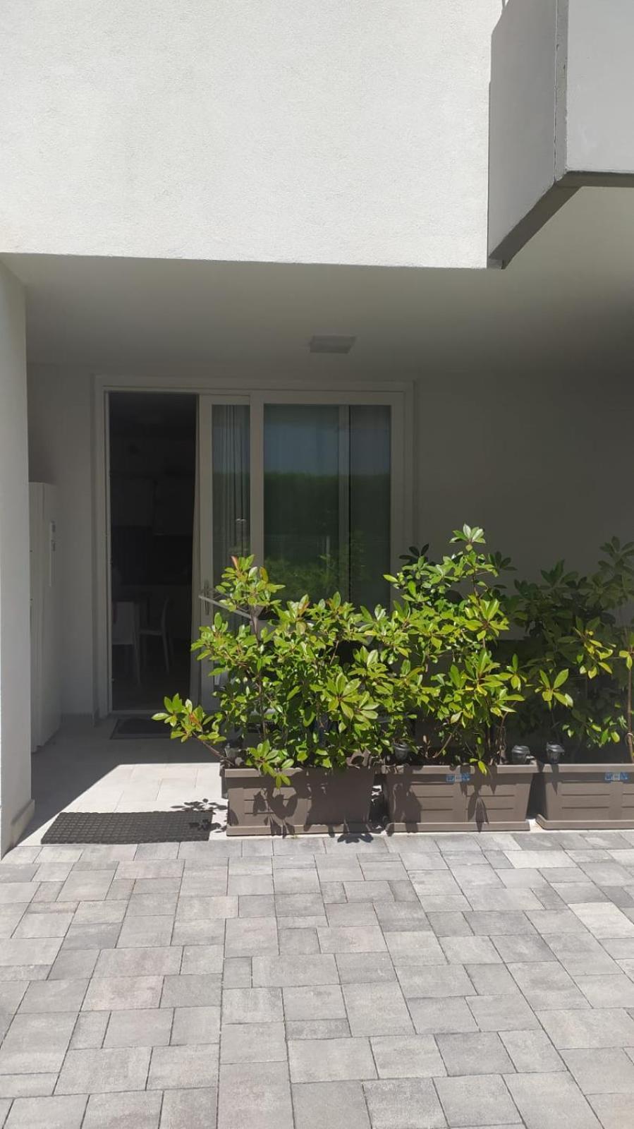 Jesolo Appartamenti F2 - Black And White Екстериор снимка